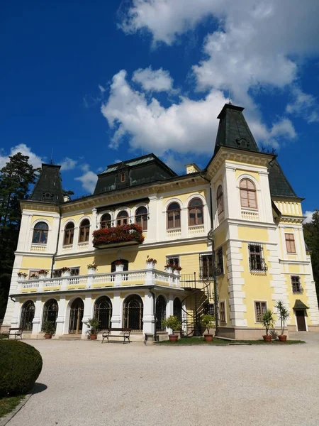 Castle Hotel Orol Slovakien Centraleuropa — Stockfoto