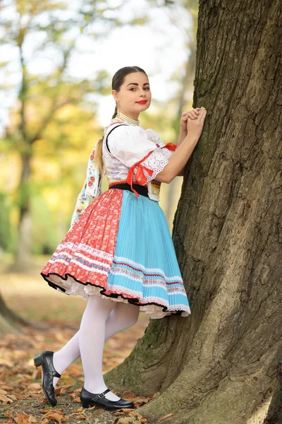 Jovem Bela Mulher Eslovaca — Fotografia de Stock