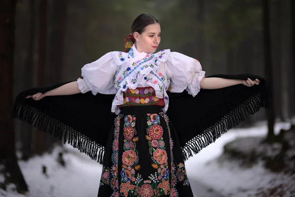 Folclore Eslovaco Traje Tradicional — Fotografia de Stock