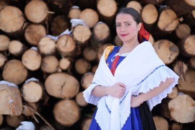 Slovak folklor. Geleneksel kostüm. Slovakça kız 