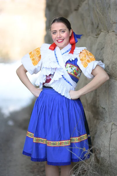 Slovakiska Folklore Traditionell Dräkt Slovakiska Flicka — Stockfoto