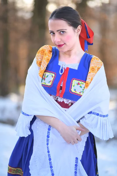 Folclore Eslovaco Traje Tradicional Menina Eslovaca — Fotografia de Stock