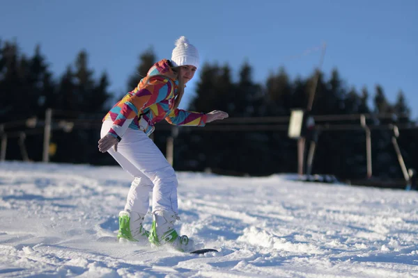 Female Snowboarder Slope Sunny Morning — Stock Photo, Image