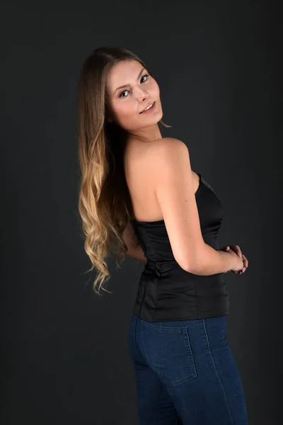 Hermosa Mujer Sonriente Con Piel Limpia Maquillaje Natural Dientes Blancos —  Fotos de Stock