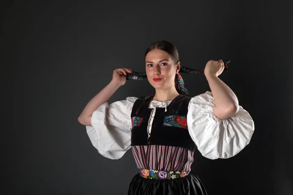 Folklore Slovaque Fille Folklorique Slovaque Portrait Studio — Photo