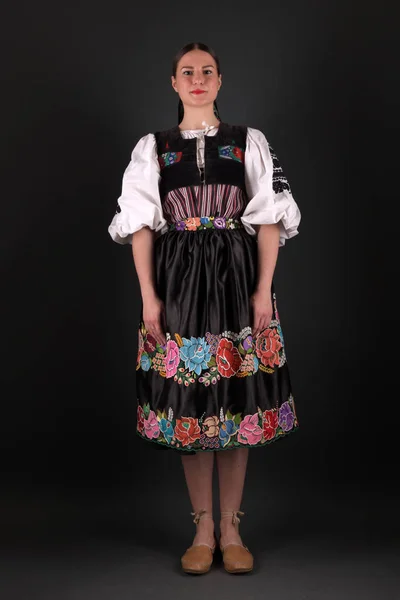 Folklore Slovaque Fille Folklorique Slovaque Portrait Studio — Photo