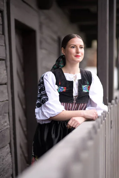 Slowakische Folklore Slowakisches Folkloremädchen — Stockfoto