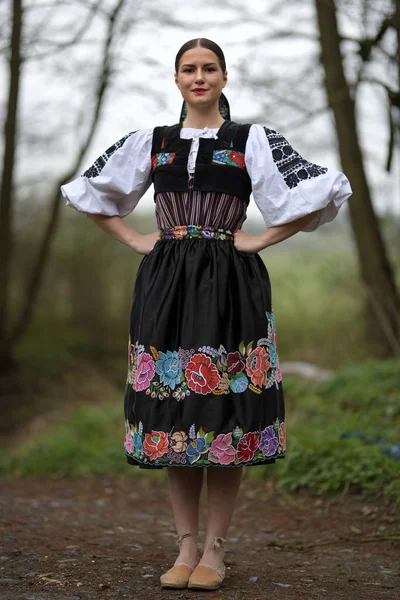 Folklor Słowacki Słowacka Dziewczyna Folkloru — Zdjęcie stockowe