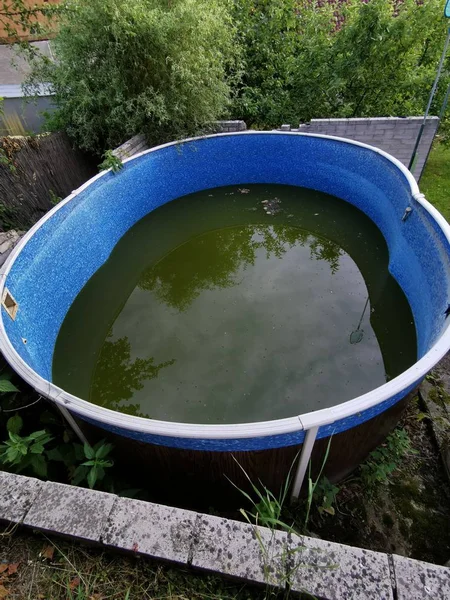 Large Plastic Basin Park — Stock Photo, Image