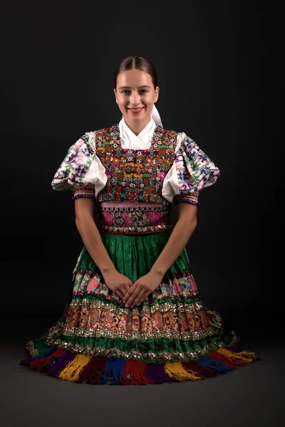 Folclore Eslovaco Traje Mulher Tradicional — Fotografia de Stock