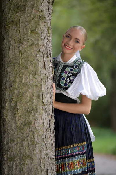 Slovakça Folklor Slovakça Folklor Kız — Stok fotoğraf
