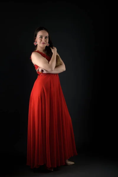 Hermosa Mujer Moda Vestido Rojo —  Fotos de Stock