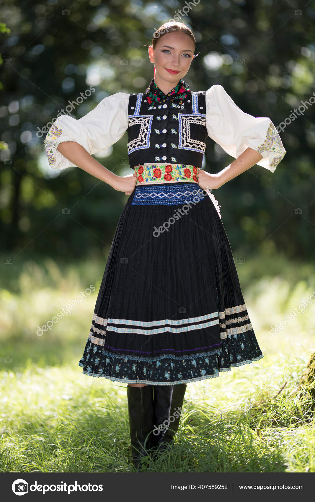 Fragment Slovak Folk Dance Slovak Folklore Stock Photo by ©muro 407589252