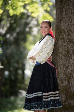 Slovak Halk Dansının bir parçası. Slovakça folklor.