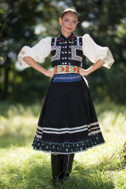 Slovak Halk Dansının bir parçası. Slovakça folklor.