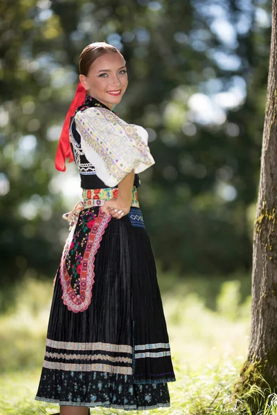 スロバキア民俗舞踊の断片 スロバキア民俗 — ストック写真