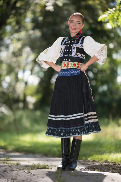 Fragment Slovakisk Folkdans Slovakiska Folklore — Stockfoto