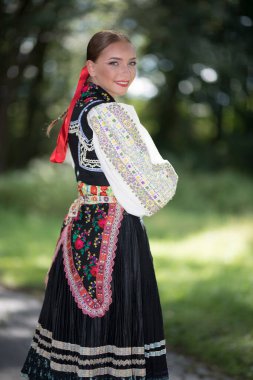 Slovak Halk Dansının bir parçası. Slovakça folklor.