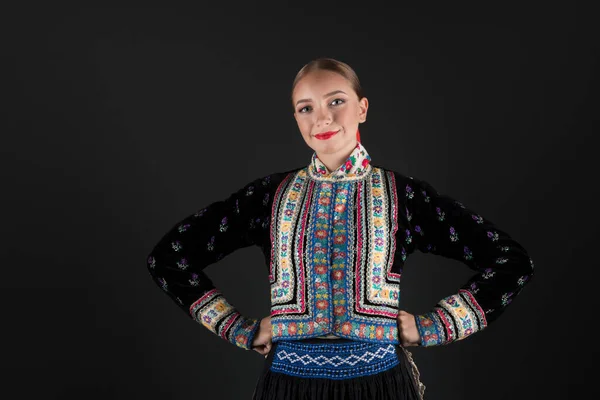 Szlovák Folklór Szlovák Folklór Lány Hagyományos Szlovák Népviselet — Stock Fotó