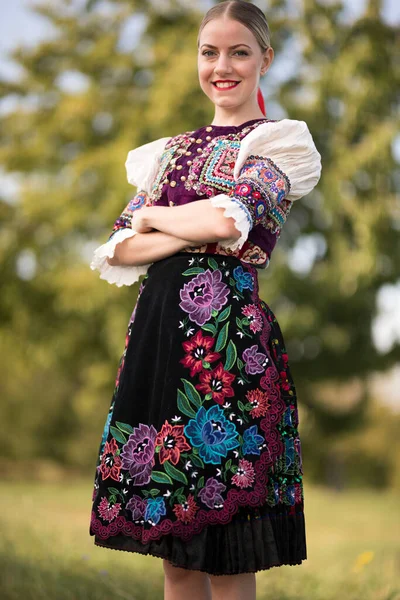 Slovakisk Folklore Traditionell Dräkt — Stockfoto