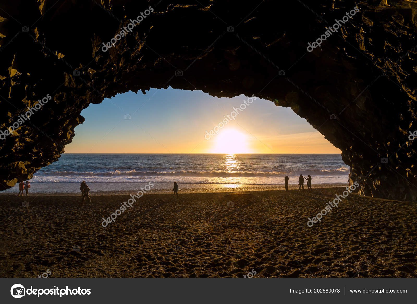 Une Grotte Dans Plage Vik Islande Photographie