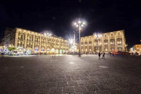 Katania Włochy Października 2015 Noc Widok Piazza Del Duomo Statua — Zdjęcie stockowe