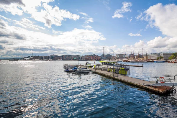 Oslo Noruega Julio 2015 Vista Panorámica Del Puerto Oslo Ayuntamiento — Foto de Stock