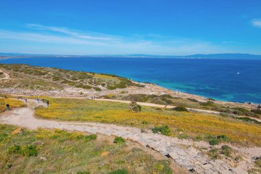 Sardunya, İtalya: Güzel güneşte San Giovanni di Sinis. Güzel sahil
