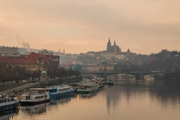 Praha Česká Republika Prosinec 2017 Výhled Hrad Hradcany Při Východu — Stock fotografie