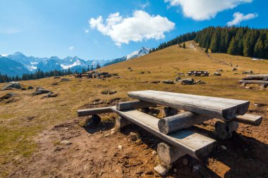 Yüksek Tatras güzel manzara. Yüksek Tatras dağlar, Slovakya ve daha az Polonya Voyvodalığı Güney Polonya sınırında bir dağ silsilesi vardır.