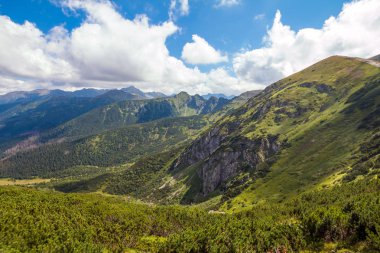 Giewont zirvesi, Polonya, Tatry dağları çevresinde görüş