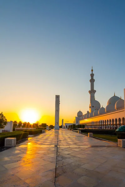 Abu Dhabi Uae January 2018 Sheikh Zayed Grand Mosque Minaret — Stock Photo, Image