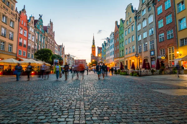 Den Långa Marknaden Gamla Stan Gdansk Full Turister Sommarnatt — Stockfoto