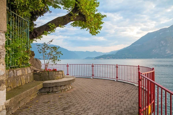 Férias Itália Uma Visão Lago Mais Bonito Itália Varenna Lago — Fotografia de Stock