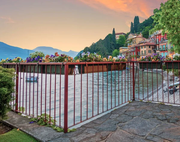 Férias Itália Uma Visão Lago Mais Bonito Itália Varenna Lago — Fotografia de Stock