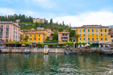 güzel Lago di Como-Bellagio kentinin Panoraması. Italya 'nın kuzeyinde, Lombardiya