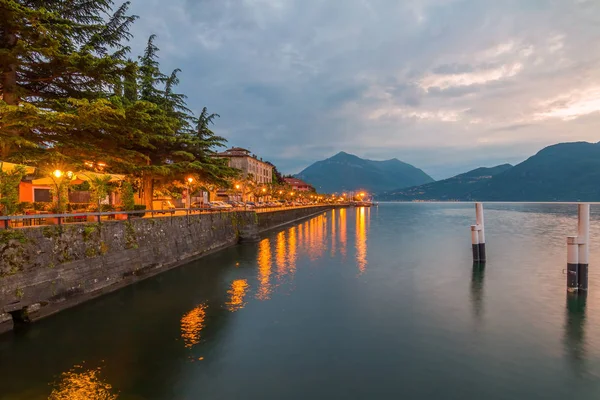 Vakantie Italië Een Uitzicht Een Stad Bellano Met Het Mooiste — Stockfoto