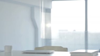 İşadamı geliyor Office iş için