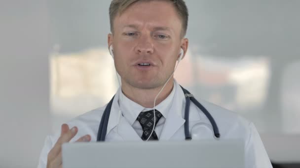 Online Video Chat Από Γιατρό Ασθενή Ακουστικά — Αρχείο Βίντεο