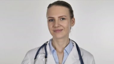 Bayan Doktor gösteren yeşil elma, sağlık