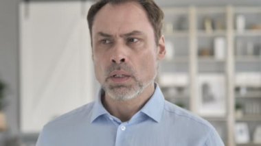 Öksürük, Hasta Yaşlı İşadamı Öksürük