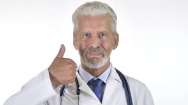Thumbs Up Kıdemli Doktor Beyaz Arka Plan Izole tarafından
