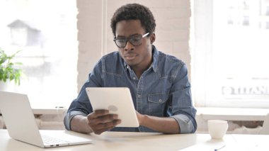 Afrika adam tablet kullanma