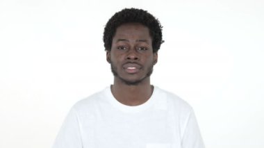 Uçan Öpücük Genç Afrikalı Man Beyaz Arka Plan Izole tarafından