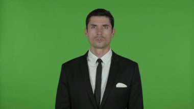 Üzgün Genç İşadamı Argüman yapıyor, Chroma Key