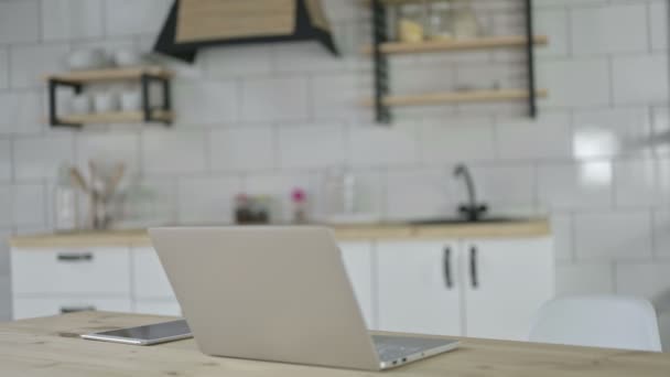 African American Woman coming Back to Office Desk — Stock Video