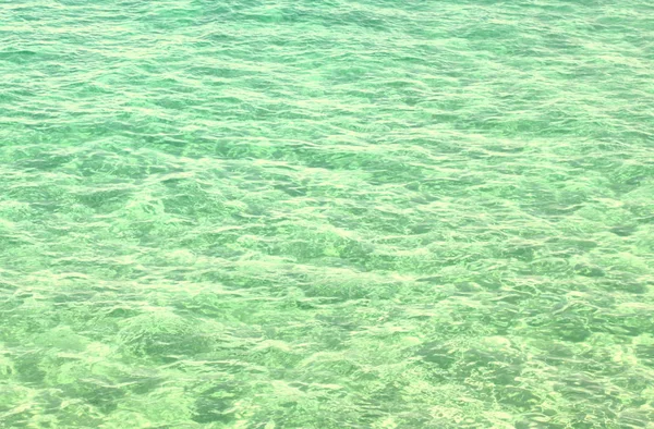 Schöner Natürlicher Hintergrund Mit Vollkommen Klarem Meerwasser — Stockfoto