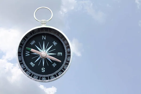 Compass Blue Cloudy Sky Background Symbol Tourism Compass Travel Compass — Stock Photo, Image