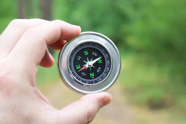 Old Classic Navigation Compass Hand Natural Background Symbol Tourism Compass — Stock Photo, Image