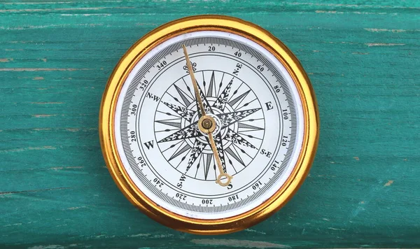 Classic Compass Green Wooden Vintage Background Symbol Tourism Compass Travel — Stock Photo, Image